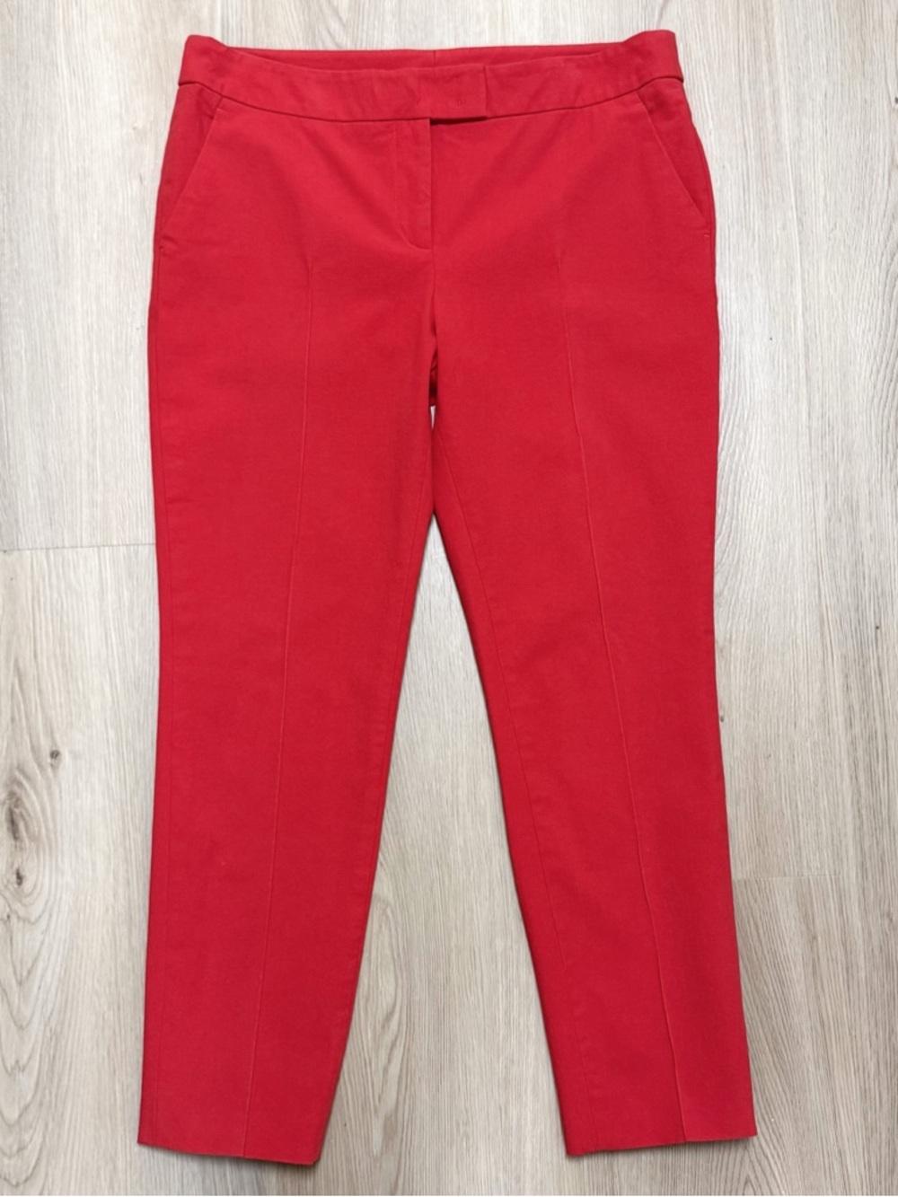 Akris Punto Red Cropped Slim Fit Straight Leg Mid Rise Frankie Pants US 8